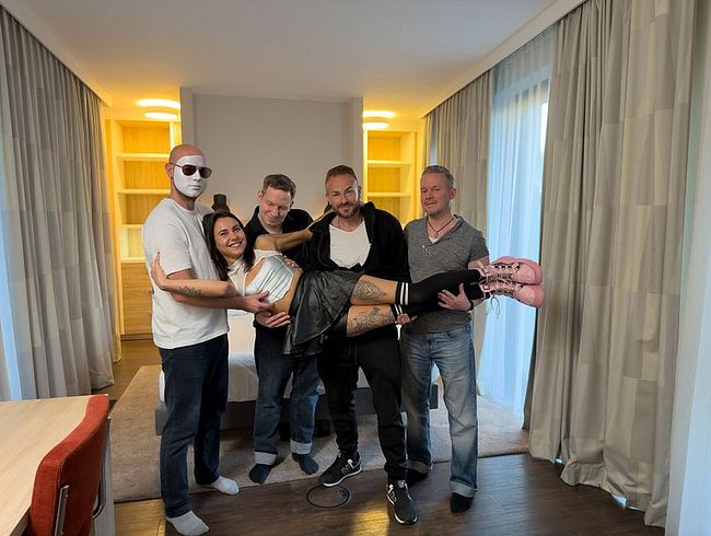 Jenny_Stella's Porno Video: VENUS-MYSTERIE-UNCUT. GANGba*g MIT dem große unbekannten schw**z im weißer MASKE!