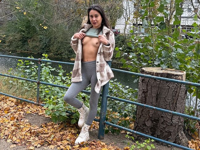 Jenny_Stella Porno Video: AO - HOBBY- in BERLIN! Mach mit MIR was du WILLST aber fi** mich bitte hart!