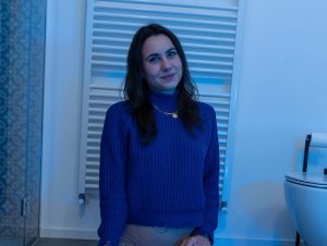 Jenny_Stella Porno Video: HEFTIG! KOMPLETT DEVOT! NOCH HÄRTER – 500-PS-Sybian mit Reizstrom macht mich komplett fertig!