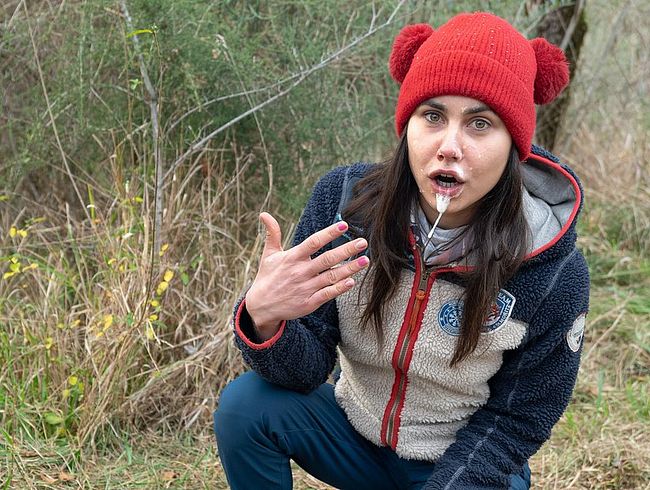 Jenny_Stella Porno Video: IST DAS NOCH LEGAL? Ich habe einen Pfadfinder von Fähnlein Wiesel-Schweif gefi**t! 