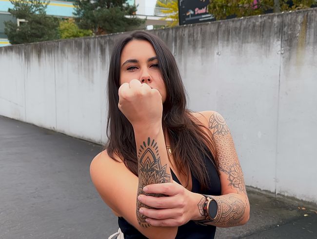 Jenny_Stella Porno Video: PREMIERE ZUR VENUS-ERÖFFNUNG! sper*A BIS in die GEBÄRMUTTER GEfi*tET. Mein erstes Mal! 